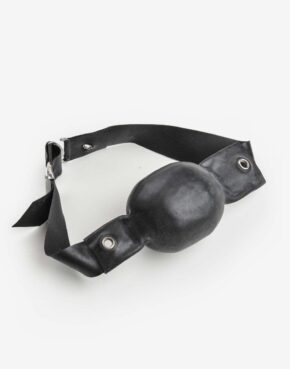 Latex gag ball med spænde i nakken-0