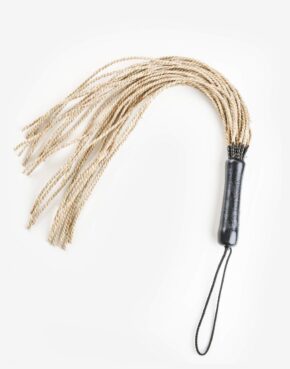 Raffia flogger-0