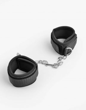 SM Play bløde manchetter til ankler