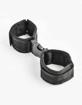 SM Play manchetter med velcro og klik lås