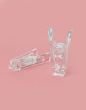 Brystklemmer i klar plast